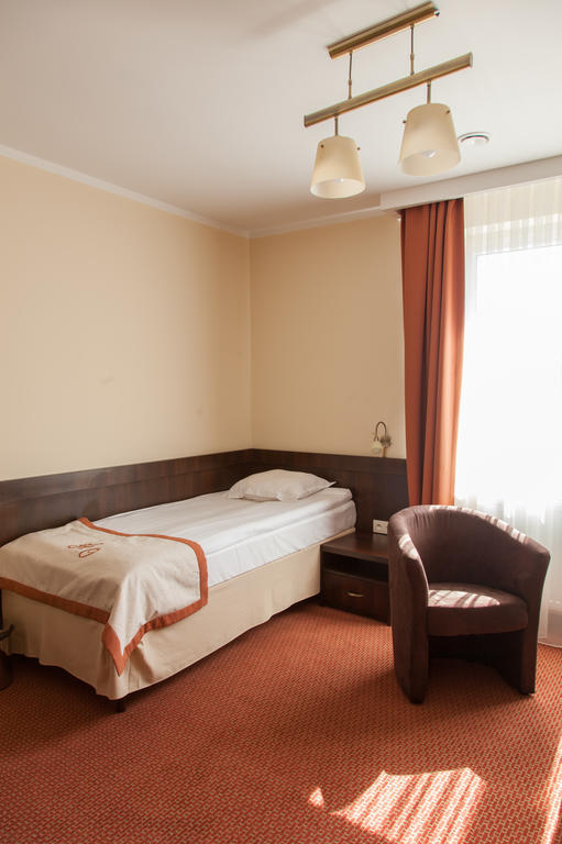 Hotel Ostrawa Wodzisław Śląski Zimmer foto